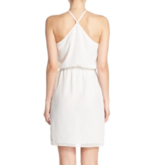 Hello Summer with this Dress! - Picture 2 of 3